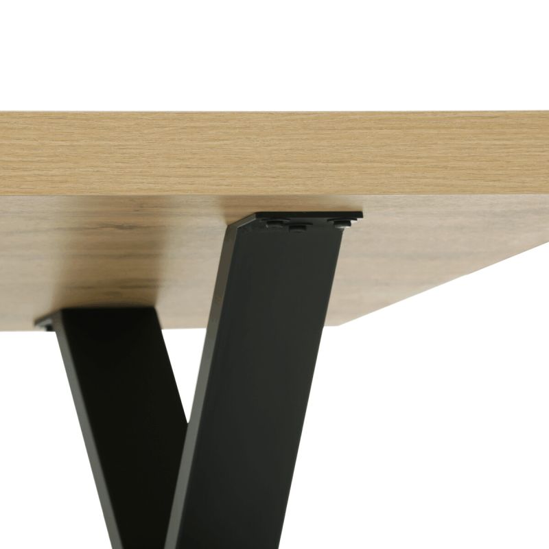 Jedálenský stôl s rozmermi 180x90, nohy v tvare X, dub