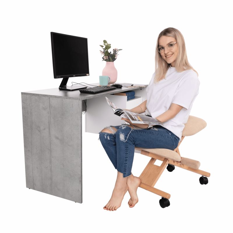 Moderná a ergonomická kľakačka, krémová-buk