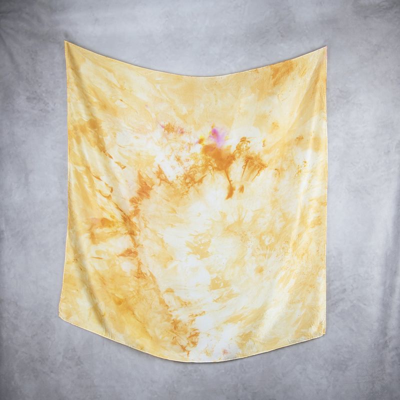 Luxusná hodvábna šatka LIMITED_333 – 100 % prírodný hodváb, 90 × 90 cm