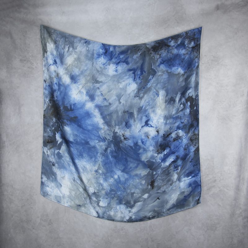 Luxusná hodvábna šatka LIMITED_340 – 100 % prírodný hodváb, 90 × 90 cm