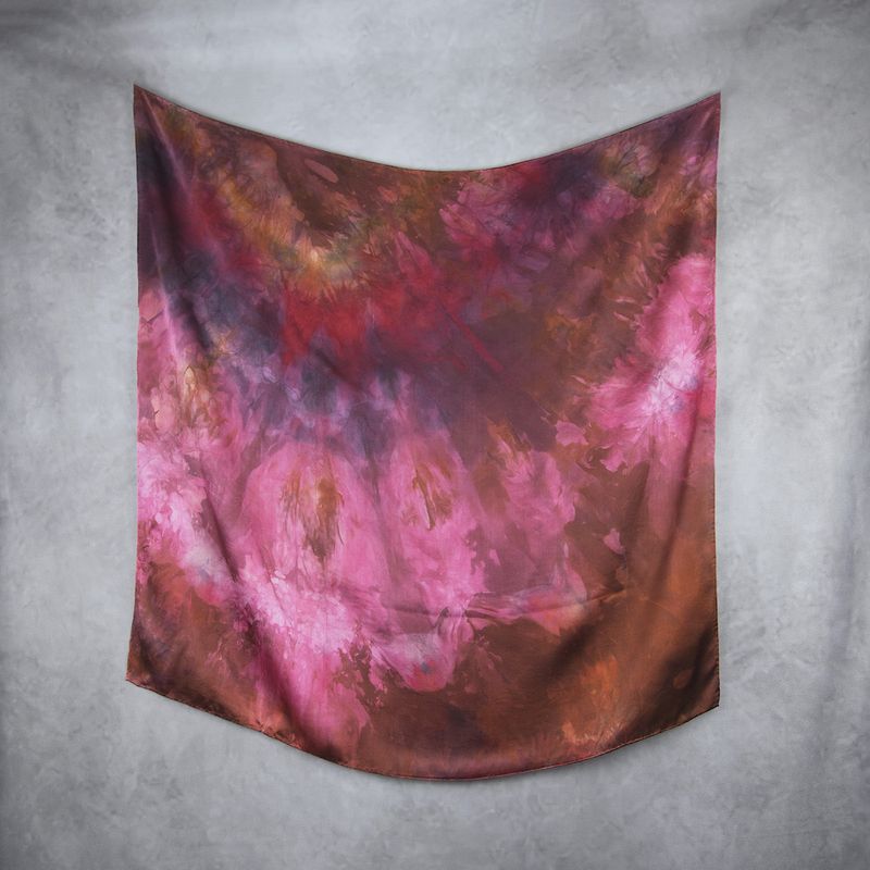 Luxusná hodvábna šatka LIMITED_352 – 100 % prírodný hodváb, 90 × 90 cm
