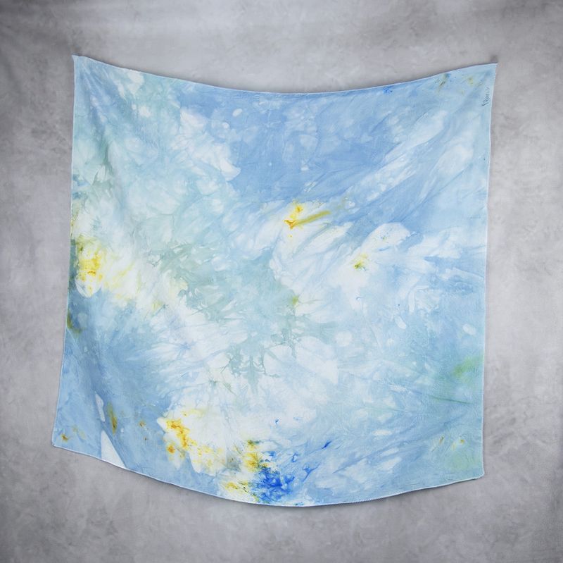 Hodvábna šatka VZOR_92, 100 % prírodný hodváb, 85 × 90 cm