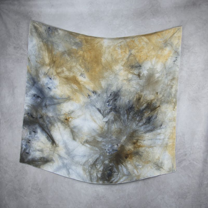 Hodvábna šatka VZOR_93, 100 % prírodný hodváb, 80 × 90 cm