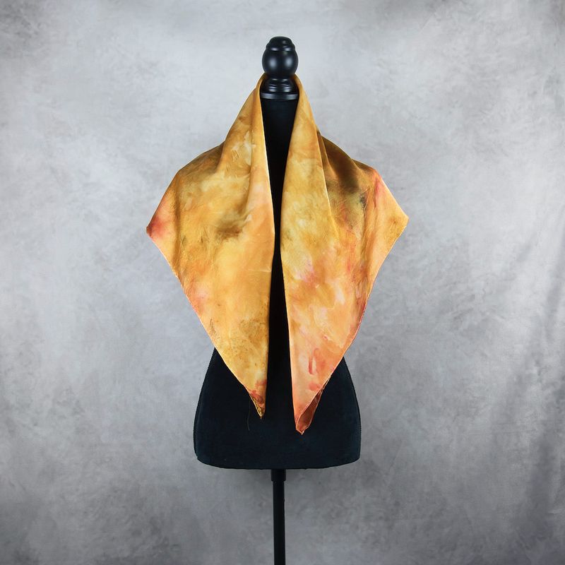 Hodvábna šatka LIMITED_315, 90×90 cm, ručne vyrábaná na Slovensku