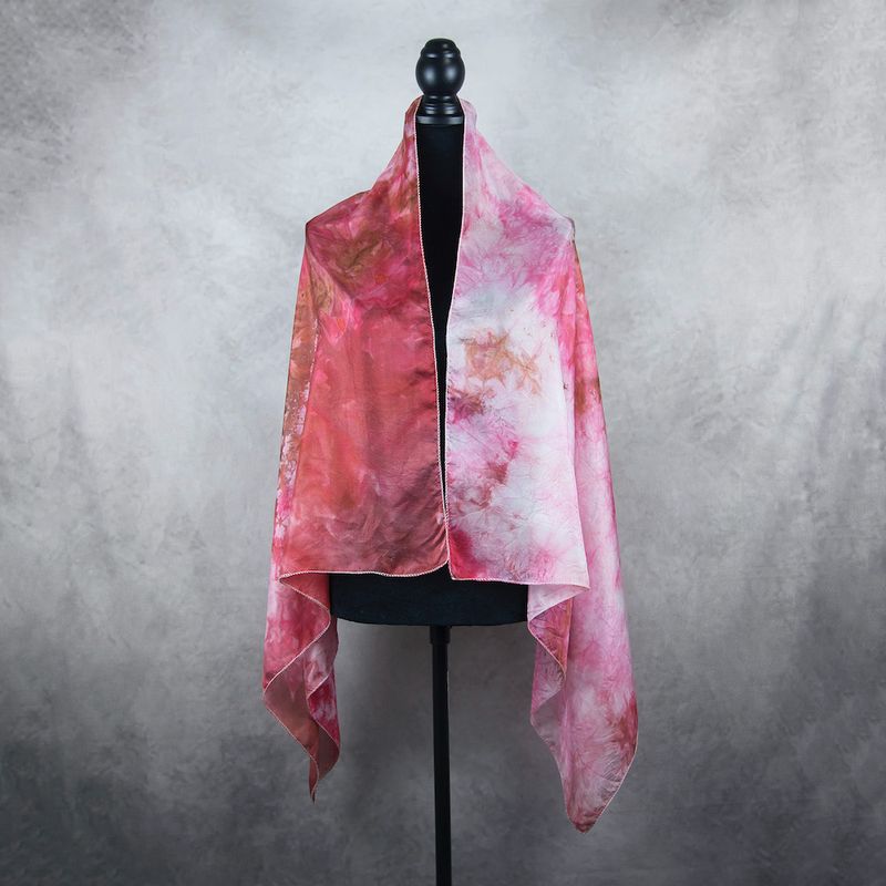 Luxusný hodvábny šál LIMITED_01, 140×80cm, Made in Slovakia