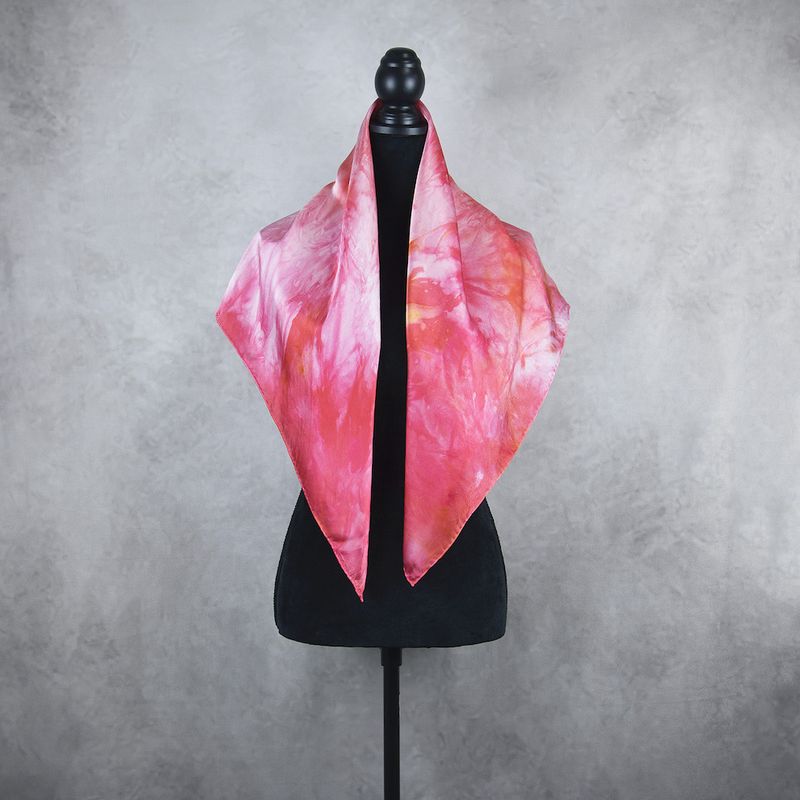Luxusná hodvábna šatka LIMITED_332 – 100 % prírodný hodváb, 90 × 90 cm