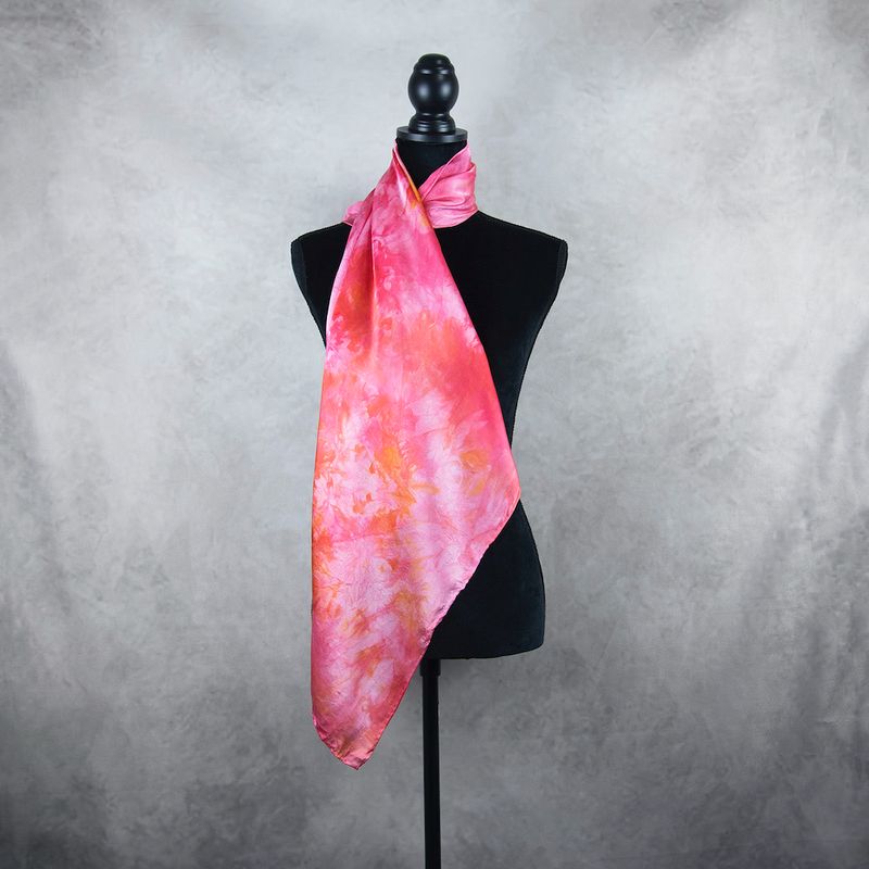 Hodvábna šatka LIMITED_312, 90×90 cm, ručne vyrábaná na Slovensku