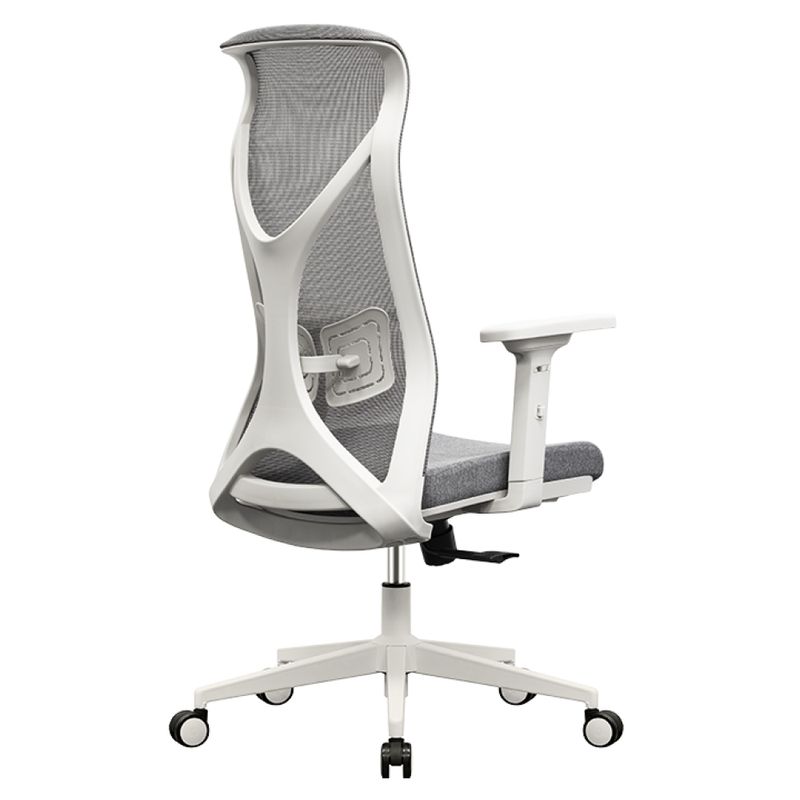 Ergonomické kancelárske kreslo sivé s nosnosťou 150 kg