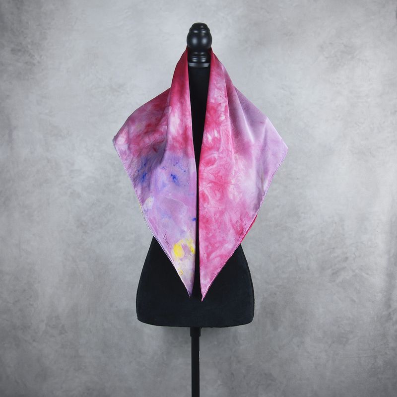 Luxusná hodvábna šatka LIMITED_330 – 100 % prírodný hodváb, 90 × 90 cm