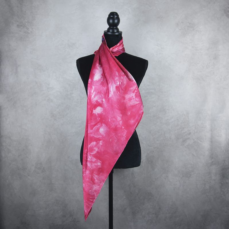 Luxusná hodvábna šatka LIMITED_344 – 100 % prírodný hodváb, 90 × 90 cm