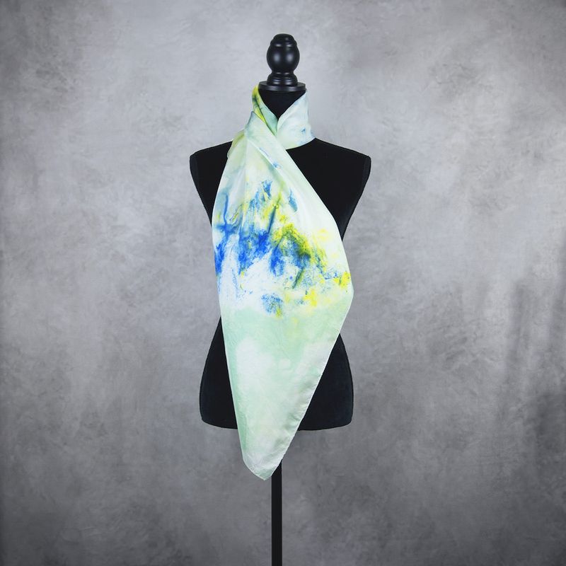 Hodvábna šatka VZOR_94, 100 % prírodný hodváb, 85 × 90 cm