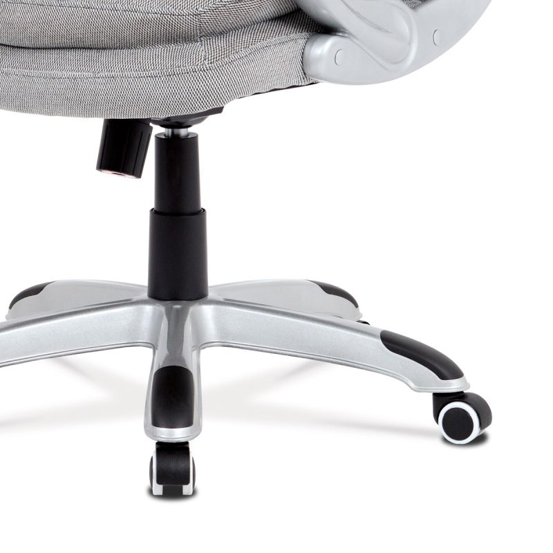 Elegantné kancelárske kreslo striebornej farby