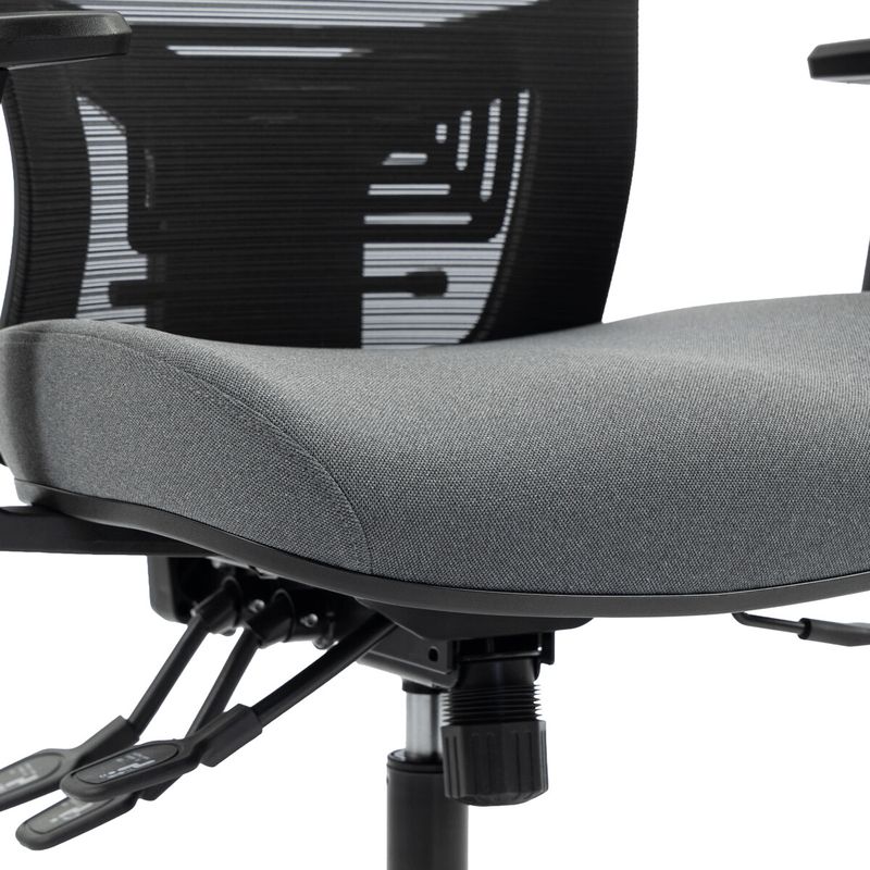 Ergonomická kancelárska stolička sivá, sieťované operadlo, 120 kg